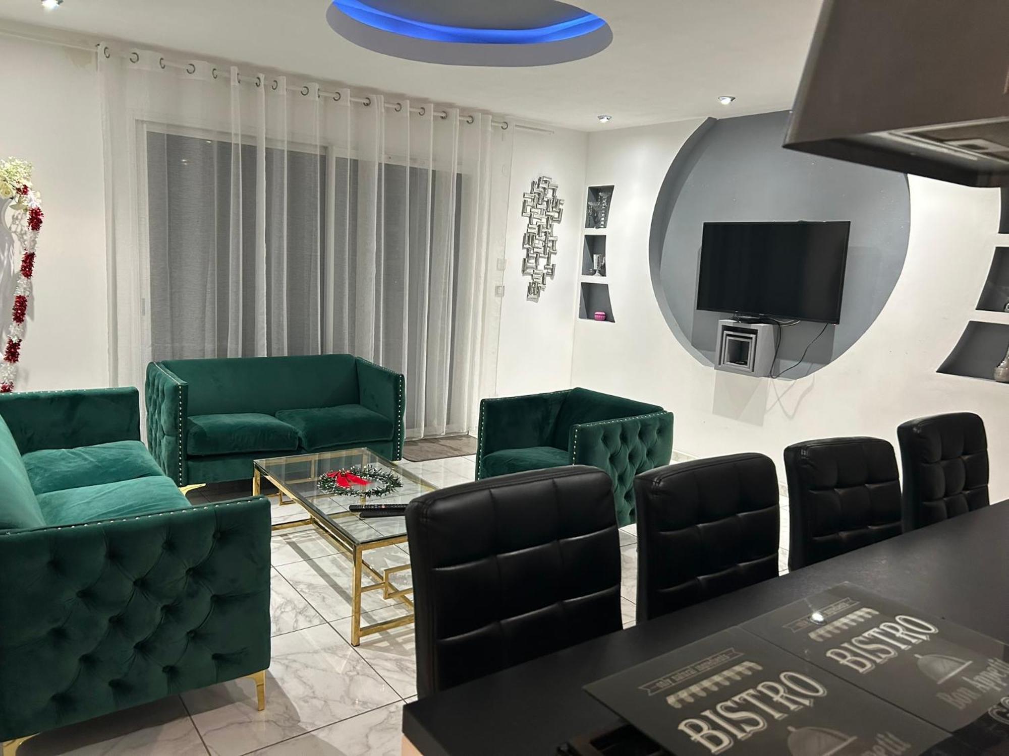 Maison Entiere Cébazat Esterno foto